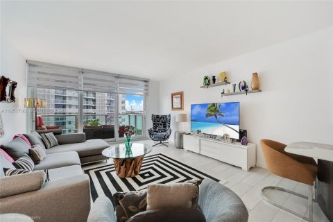 Condominio en venta en Miami Beach, Florida, 1 dormitorio, 79.15 m2 № 2006279 - foto 5
