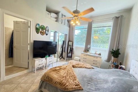 Apartamento en alquiler en North Port, Florida, 2 dormitorios, 86.86 m2 № 1916538 - foto 7