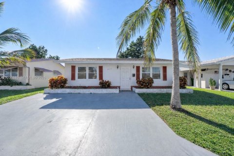 Casa en venta en Tamarac, Florida, 3 dormitorios, 147.53 m2 № 2179379 - foto 30