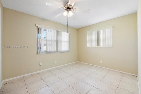 Casa en venta en Tamarac, Florida, 3 dormitorios, 147.53 m2 № 2179379 - foto 16