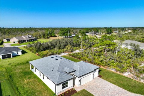 House in Sebring, Florida 4 bedrooms, 184.88 sq.m. № 1574252 - photo 11
