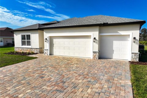 House in Sebring, Florida 4 bedrooms, 184.88 sq.m. № 1574252 - photo 3