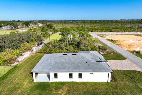 House in Sebring, Florida 4 bedrooms, 184.88 sq.m. № 1574252 - photo 10