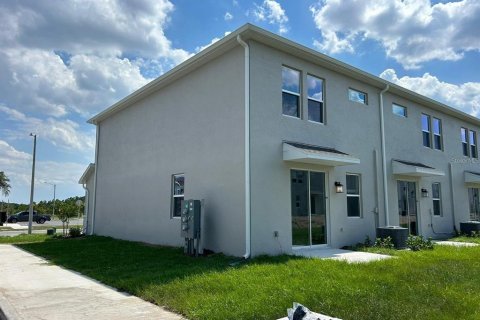 Touwnhouse à louer à Davenport, Floride: 3 chambres, 170.38 m2 № 2318908 - photo 5