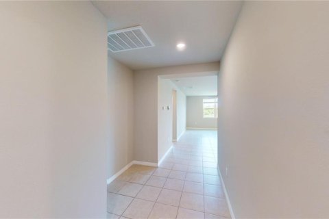 Casa en alquiler en Auburndale, Florida, 4 dormitorios, 170.94 m2 № 1858472 - foto 12