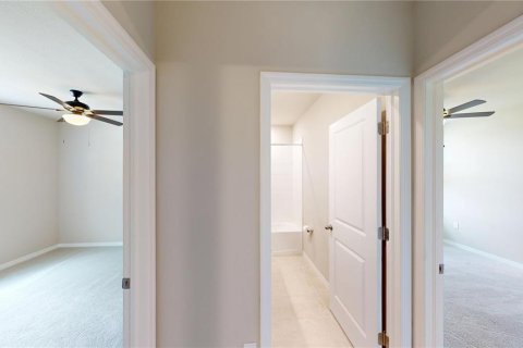 Casa en alquiler en Auburndale, Florida, 4 dormitorios, 170.94 m2 № 1858472 - foto 4