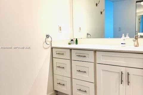 Condo in Aventura, Florida, 1 bedroom № 2246940 - photo 16