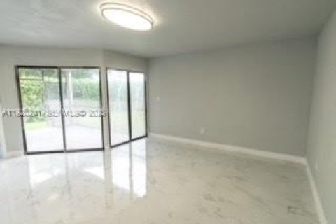 Condo in Homestead, Florida, 2 bedrooms  № 2037970 - photo 8