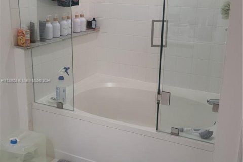 Copropriété à vendre à Aventura, Floride: 2 chambres, 95.13 m2 № 1664449 - photo 6