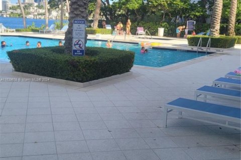 Copropriété à vendre à Aventura, Floride: 2 chambres, 95.13 m2 № 1664449 - photo 13