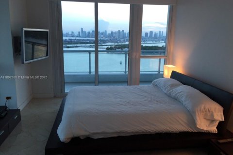 Copropriété à louer à Miami Beach, Floride: 2 chambres, 116.31 m2 № 1946459 - photo 17