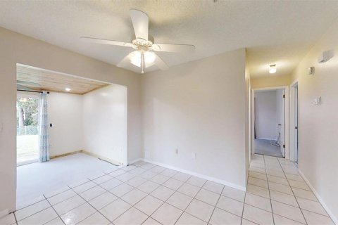House in Ocala, Florida 2 bedrooms, 80.27 sq.m. № 1894090 - photo 7