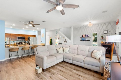 Townhouse in Clearwater, Florida 3 bedrooms, 133.41 sq.m. № 1740167 - photo 5