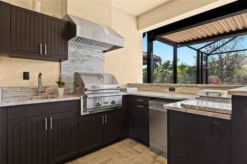 House in Bradenton, Florida 2 bedrooms, 172.43 sq.m. № 1566869 - photo 5