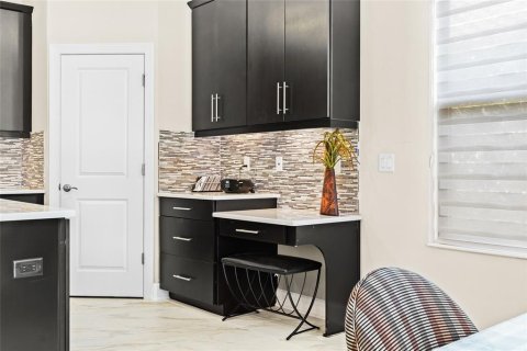 House in Bradenton, Florida 2 bedrooms, 172.43 sq.m. № 1566869 - photo 28