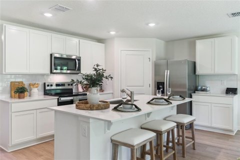 House in Ormond Beach, Florida 4 bedrooms, 146.23 sq.m. № 2429037 - photo 13