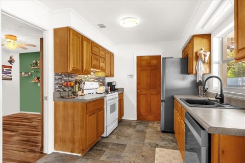 Casa en venta en Casselberry, Florida, 3 dormitorios, 166.67 m2 № 2236063 - foto 10