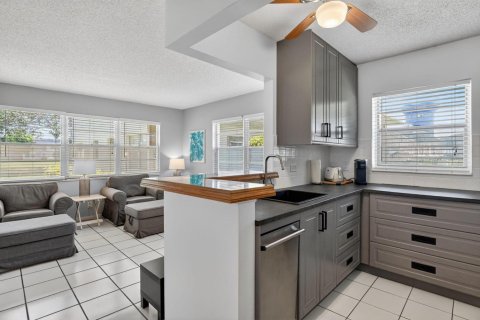 Condo in Deerfield Beach, Florida, 1 bedroom  № 2246264