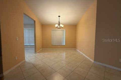 Villa ou maison à louer à Winter Springs, Floride: 3 chambres, 146.32 m2 № 2284591 - photo 10