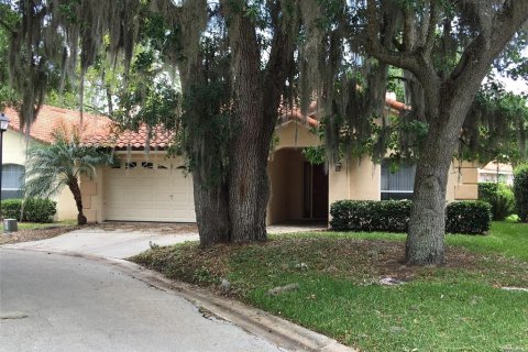 Villa ou maison à Winter Springs, Floride 3 chambres, 146.32 m2 № 2284591