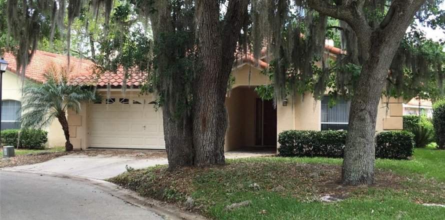 Villa ou maison à Winter Springs, Floride 3 chambres, 146.32 m2 № 2284591