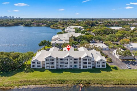 Copropriété à vendre à Oakland Park, Floride: 2 chambres, 96.43 m2 № 2083559 - photo 24