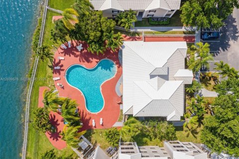 Copropriété à vendre à Oakland Park, Floride: 2 chambres, 96.43 m2 № 2083559 - photo 25