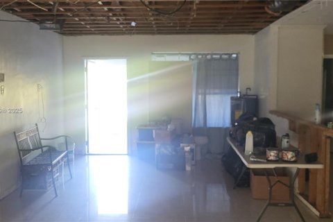 Villa ou maison à vendre à Hallandale Beach, Floride: 2 chambres, 115.85 m2 № 1922265 - photo 8