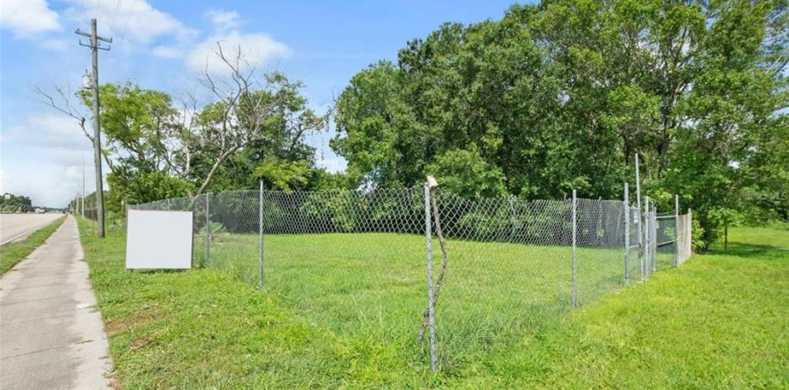 Terreno en Winter Haven, Florida № 987565