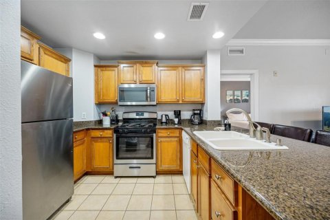 Copropriété à vendre à Four Corners, Floride: 3 chambres, 124.86 m2 № 1911914 - photo 5