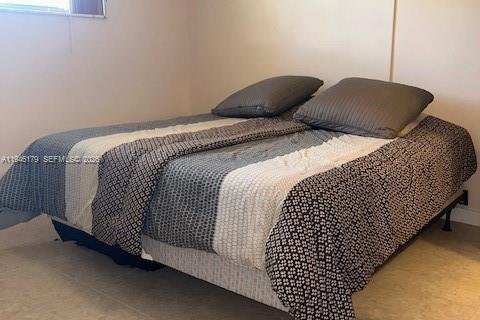 Снять в аренду кондоминиум в Пемброк-Пайнс, Флорида 2 спальни, 108.7м2, № 2002465 - фото 14