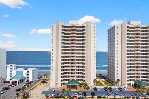 Copropriété à vendre à Daytona Beach Shores, Floride: 2 chambres, 155.52 m2 № 2414980 - photo 2