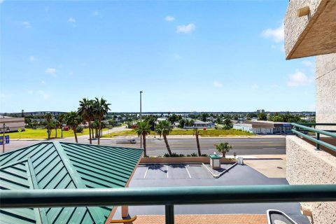 Copropriété à vendre à Daytona Beach Shores, Floride: 2 chambres, 155.52 m2 № 2414980 - photo 14