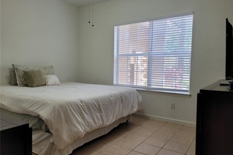 Condo in Orlando, Florida, 2 bedrooms  № 1392073 - photo 6