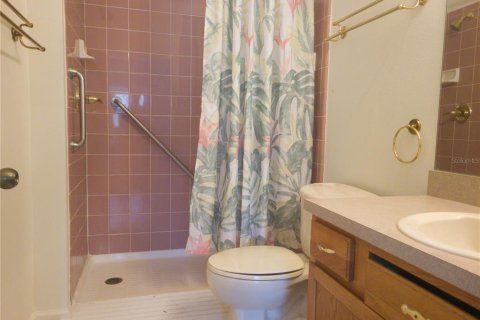 Condo in Orlando, Florida, 2 bedrooms  № 1392073 - photo 12