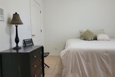 Condo in Orlando, Florida, 2 bedrooms  № 1392073 - photo 7