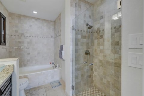 Touwnhouse à vendre à Lauderdale-by-the-Sea, Floride: 2 chambres, 160.16 m2 № 1923627 - photo 11