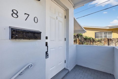 Villa ou maison à vendre à North Miami, Floride: 3 chambres, 119.1 m2 № 1996053 - photo 3