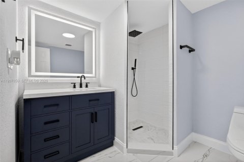 Villa ou maison à vendre à North Miami, Floride: 3 chambres, 119.1 m2 № 1996053 - photo 12