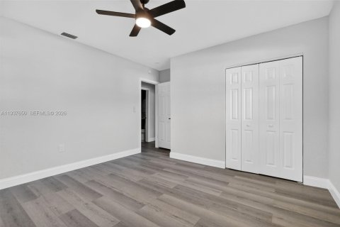 Villa ou maison à vendre à North Miami, Floride: 3 chambres, 119.1 m2 № 1996053 - photo 16