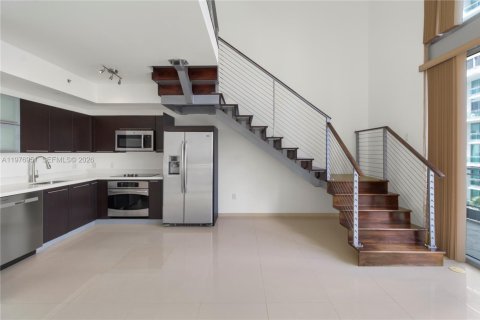 Condominio en venta en Miami, Florida, 2 dormitorios, 108.88 m2 № 2043930 - foto 11