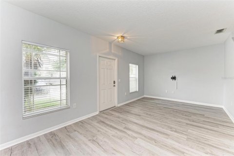 Adosado en alquiler en Bradenton, Florida, 3 dormitorios, 118.54 m2 № 2283651 - foto 2