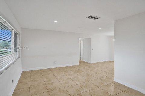 Casa en venta en Cooper City, Florida, 3 dormitorios, 82.22 m2 № 2384971 - foto 4