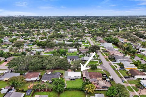 Casa en venta en Cooper City, Florida, 3 dormitorios, 82.22 m2 № 2384971 - foto 30