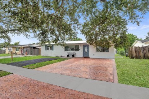 Casa en venta en Cooper City, Florida, 3 dormitorios, 82.22 m2 № 2384971 - foto 2
