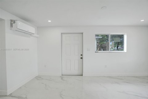Casa en venta en Cooper City, Florida, 3 dormitorios, 82.22 m2 № 2384971 - foto 7