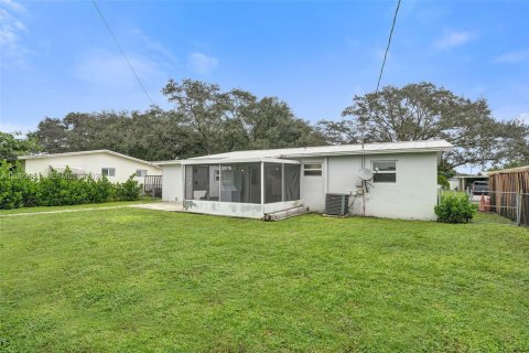 Casa en venta en Cooper City, Florida, 3 dormitorios, 82.22 m2 № 2384971 - foto 28