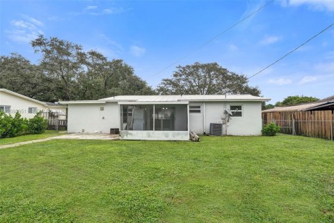 Casa en venta en Cooper City, Florida, 3 dormitorios, 82.22 m2 № 2384971 - foto 26