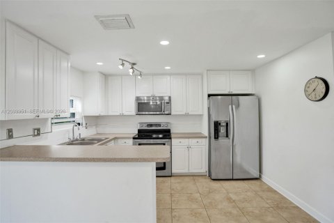 Casa en venta en Cooper City, Florida, 3 dormitorios, 82.22 m2 № 2384971 - foto 14