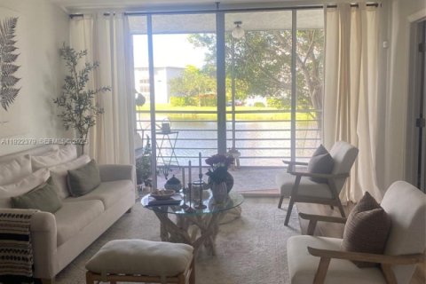 Copropriété à vendre à Davie, Floride: 2 chambres, 102.19 m2 № 2077667 - photo 19